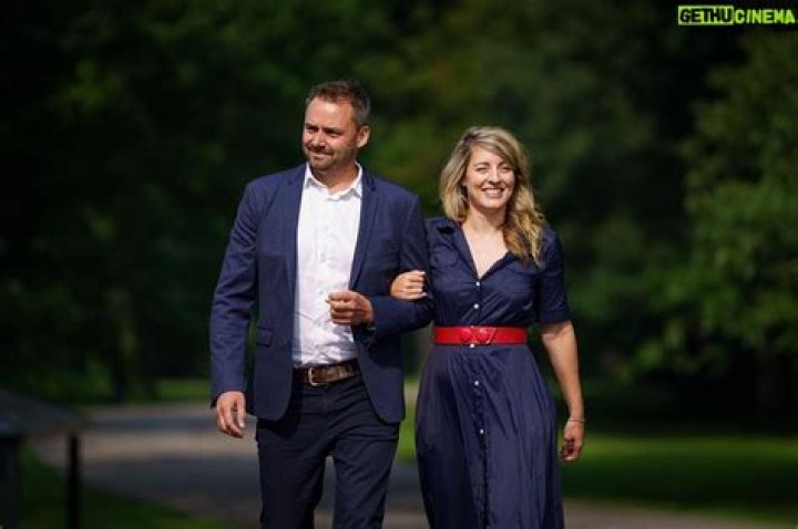 Is Joly Married? Let's Find Out!