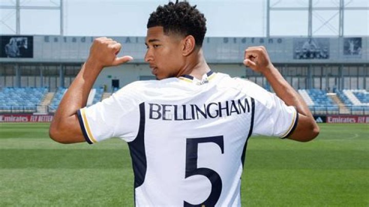 Unveiling The Age Of Joe Bellingham: A Rising Star In Football
